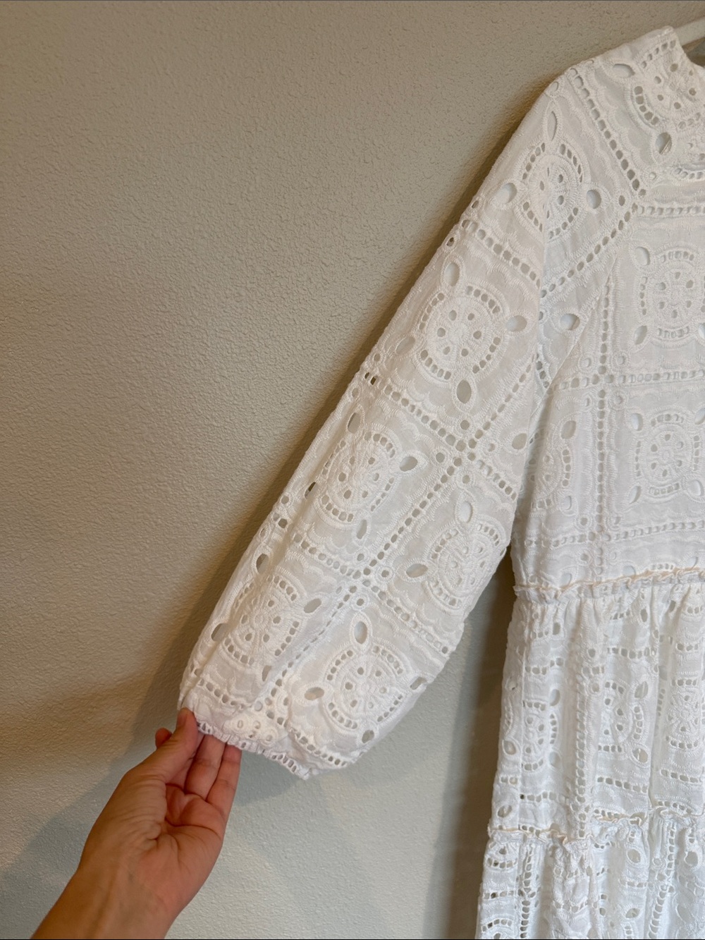 Dainty Jewells White Eyelet Tiered Midi Dress large - Picture 2 of 7